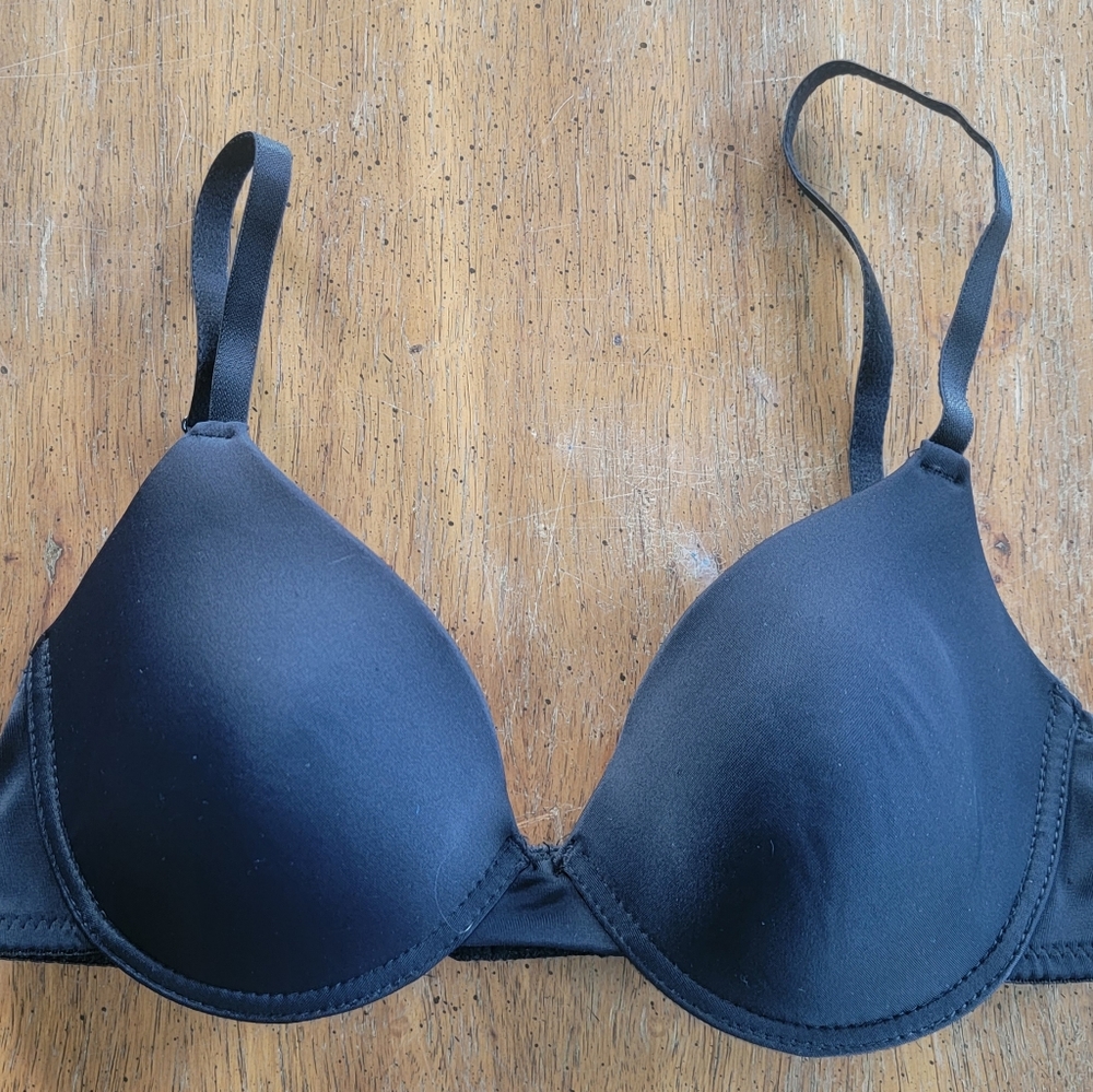 Tarea Black Bra - Size 34B